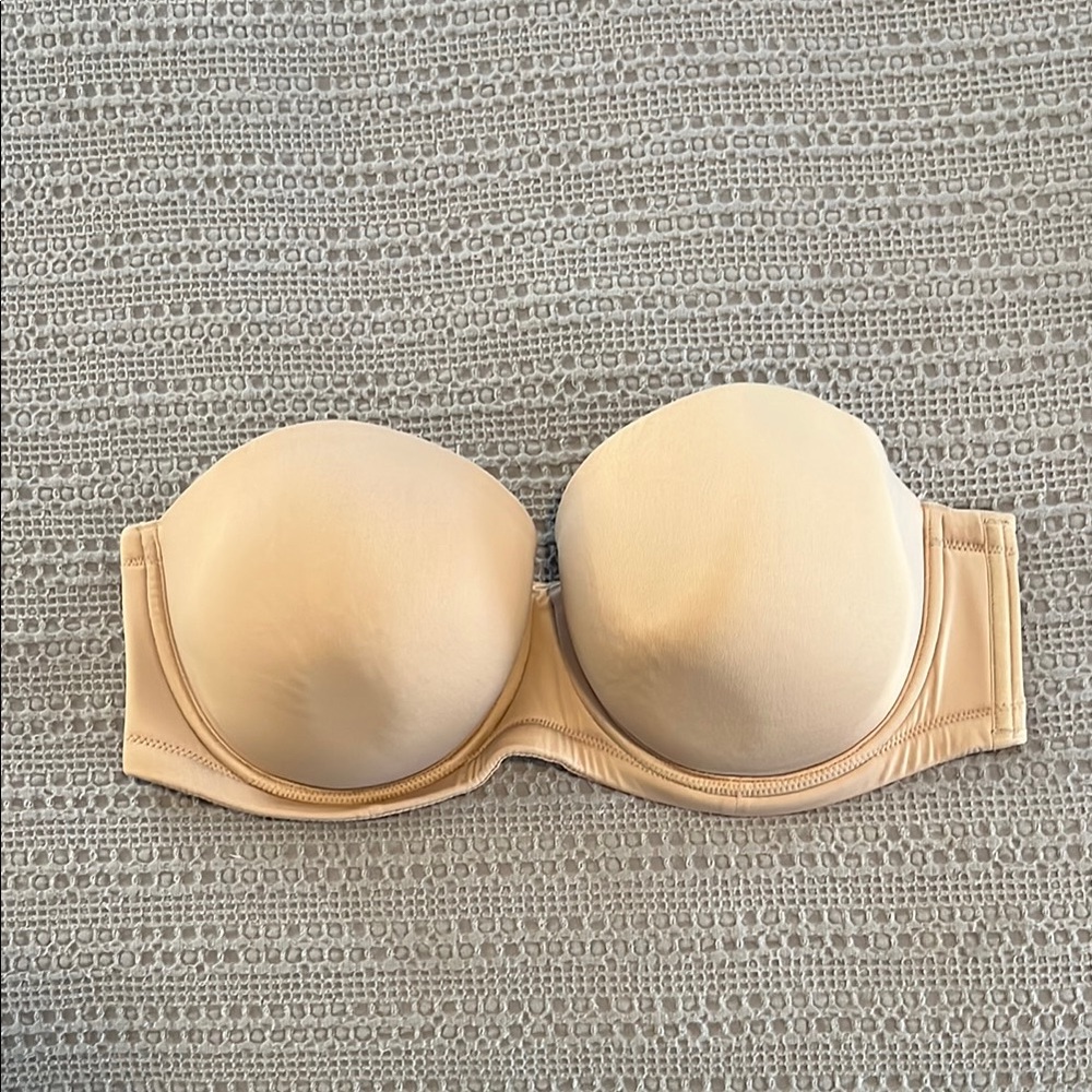 Wacoal Beige Strapless Bra